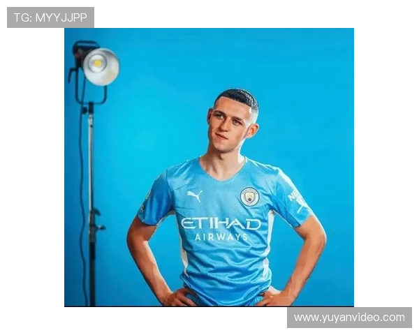 福登跨界参与虚拟足球赛 引领足球与电竞融合潮流