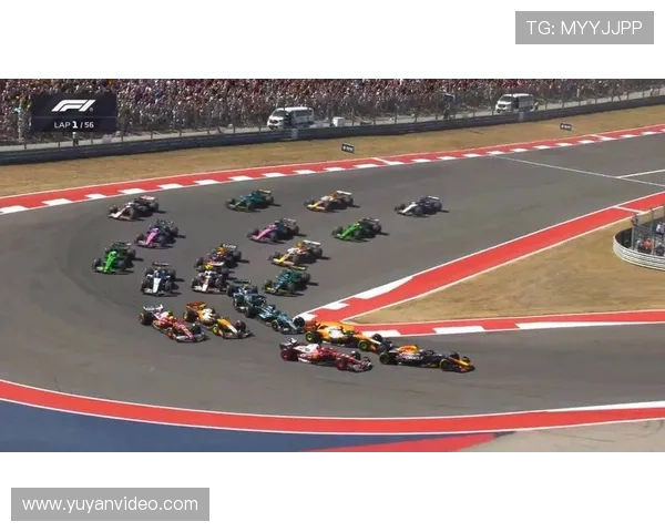 拉斯维加斯站正赛:维斯塔潘利用起步超越夺冠,诺里斯屈居第二 拉斯维加斯站正赛:维斯塔潘利用起步超越夺冠,诺里斯屈居第二